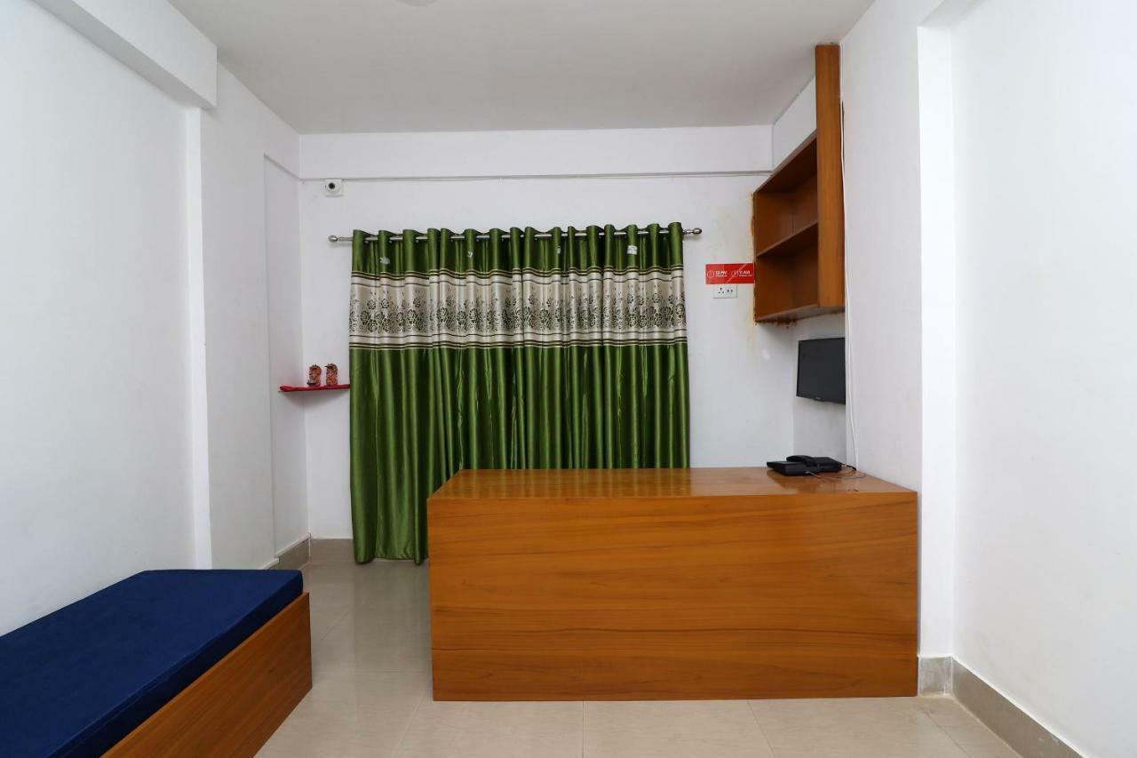 Oyo 30269 Amar Raj Inn Kalkata Exteriér fotografie